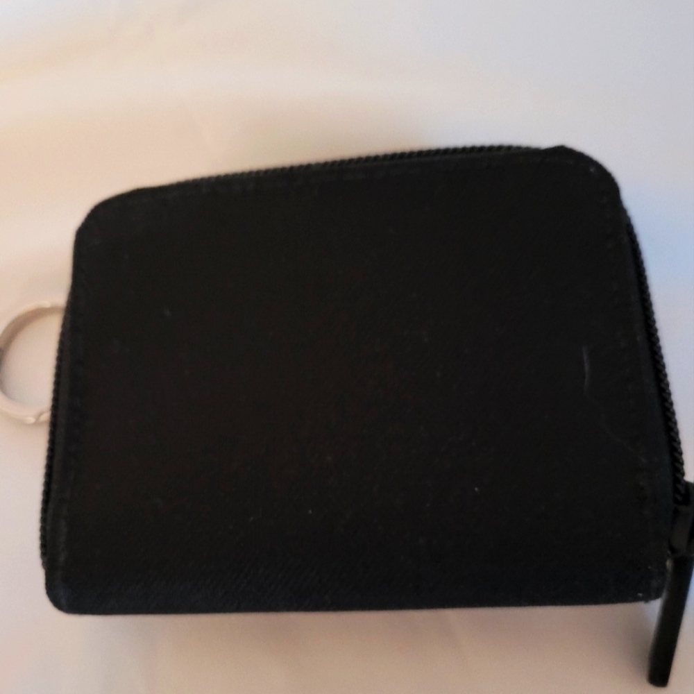 ID change wallet